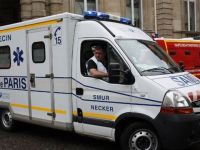 Fransa'da 100 bin hasta geceyi sedyede geçirdi