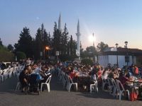 Kızılay ile Ramazan boyunca 200 bin kişiye iftar yemeği verildi