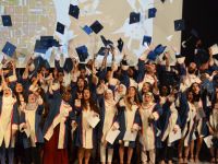 DAÜ Eczacılık Fakültesi Mezunları yemin etti