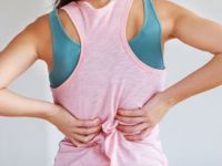 Belirtisi sırt ağrısı olan 5 ciddi hastalık!