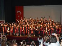 Yakın Doğu Üniversitesi Fen-Edebiyat Fakültesi Mezuniyet Töreni gerçekleştirildi