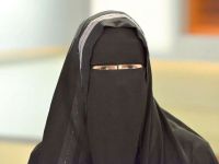 Hollanda Senatosu'ndan burka kararı