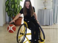 TC Lefkoşa Büyükelçiliği’nden milli sporculara tekerlekli sandalye