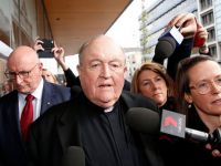 Cinsel tacizi gizleyen Başpiskopos Wilson'a 12 ay gözetim altında tutulma cezası