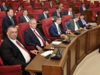 UBP, DP ve 4 bağımsız milletvekili, Rum Meclis kararının kınanması için Meclis’e öneri sundu