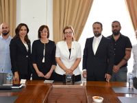 YDÜ Dünya Şampiyonu Robotik Futbol Takımı, KKTC Yüksek Mahkeme Başkanı Narin Ferdi Şefik’i ziyaret etti