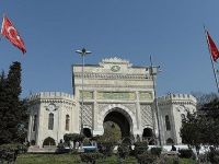 Rektör atamalarında profesör olma şartı kaldırıldı