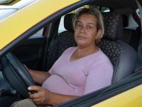Kadın taksi şoförü: TIR'a da çıkarım dolmuşa da!