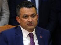 Tarım Bakanı Pakdemirli, Turkcell'den istifa etti