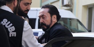 Adnan Oktar’a 891 yıl hapis cezası!