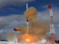 Putin'den ABD'li televizyoncuya SARMAT füzesi yanıtı: Daha dikkatli izleyin