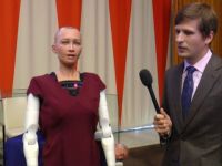 Robot Sofia Gürcistan'da