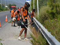 Girne batı çevre yolu temizleniyor