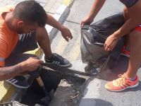 Girne’de yağmur suyu ızgaraları temizleniyor