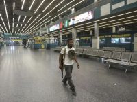 Libya'daki Mitiga Havaalanı çalışanları ve yolcular tahliye edildi