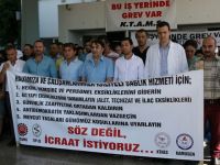 Devlet hastaneleri ve sağlık merkezlerinde örgütlü dört sendika uyarı grevi yaptı