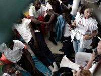 Aquarius gemisindeki 60 göçmen Fransa'ya gelecek