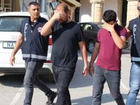 Müşteri beklerken yakalandılar