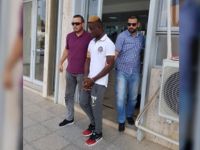 Beş farklı iş yerine girerek hırsızlık yaptı