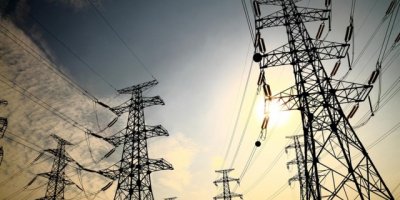 Elektrik kesintisi var