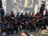 Mersin'den Kıbrıs'a geçmek isteyen 28 düzensiz göçmen yakalandı
