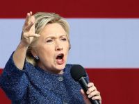Hillary Clinton'dan "ABD demokrasisi krizde" değerlendirmesi
