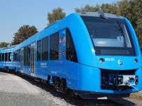 Dünyanın ilk hidrojen enerjili treni hizmete girdi