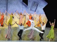 Zorba Balesi Girne'de sahnelendi...