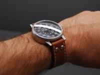 Kuveyt’ten Rum Milletvekillerine saat hediyesi