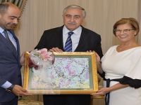 Akıncı, Lefkoşa Yunus Emre Enstitüsü Müdürü Şahin’i kabul etti