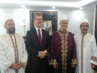 İngiliz Yüksek Komiseri Lıllıe, Din İşleri Başkanı Atalay’ı ziyaret etti