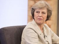 May,ülkesindeki AB vatandaşlarına seslendi