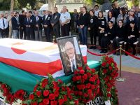 Adem için Meclis bahçesinde tören düzenlendi