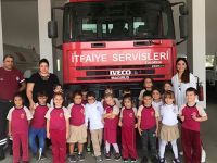 İtfaiye’den Yakın Doğu Okul Öncesi Minik Öğrencilerine yangın tatbikatı…