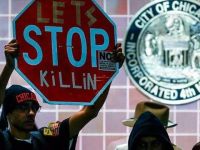 Chicago'da polis şiddeti protesto edildi