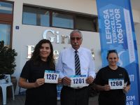 Güngördü ve Belediye çalışanlarından Lefkoşa Maratonu’na destek