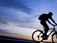 Evlenme teklifi için 18 bin kilometre pedal çevirecek