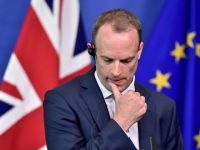 Brexit anlaşması sonrası 3 bakan istifa etti