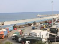 Dışa açılan tek kapıya yakışmıyor