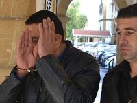 Müşterilerden alıp cebe atmış