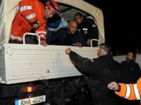 Su baskınlarına sivil savunma ekipleri müdahale etti