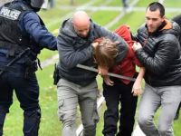 Fransa'da 700'den fazla lise öğrenci gözaltına alındı