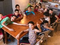 Vakıflar İdaresi’nin desteğiyle Surlariçinde yaşayan çocuklara dersler veriliyor