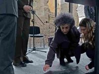 Farc’ın silahları parke taşı oldu