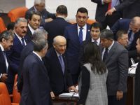 Bahçeli için olay yorum: HDP oylarına şirin görünmeye çalışıyor