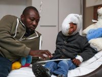 Yüzünün yarısını kaplayan tümörden Türkiye'de kurtulacak