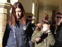 Ev kiralarını toplayıp cebe attı