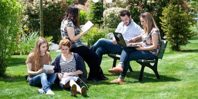 Öğrenciler de uçak bileti mağduru