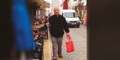 Kaldırımlarda yürüyemez hale geldiler