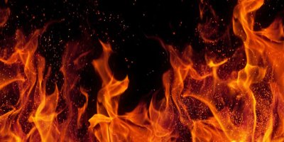 Köfünye’de terk edilmiş Kıbrıs Türk evini yaktılar